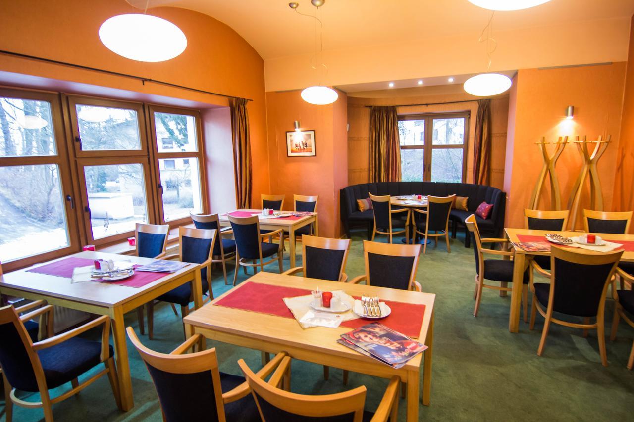 Hotel Hron 4*