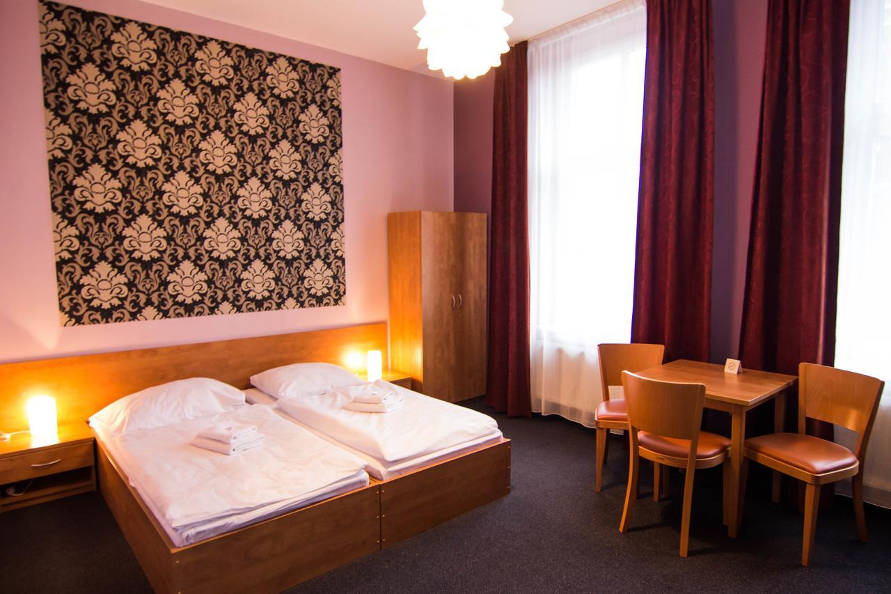 Hron Hotel 4*