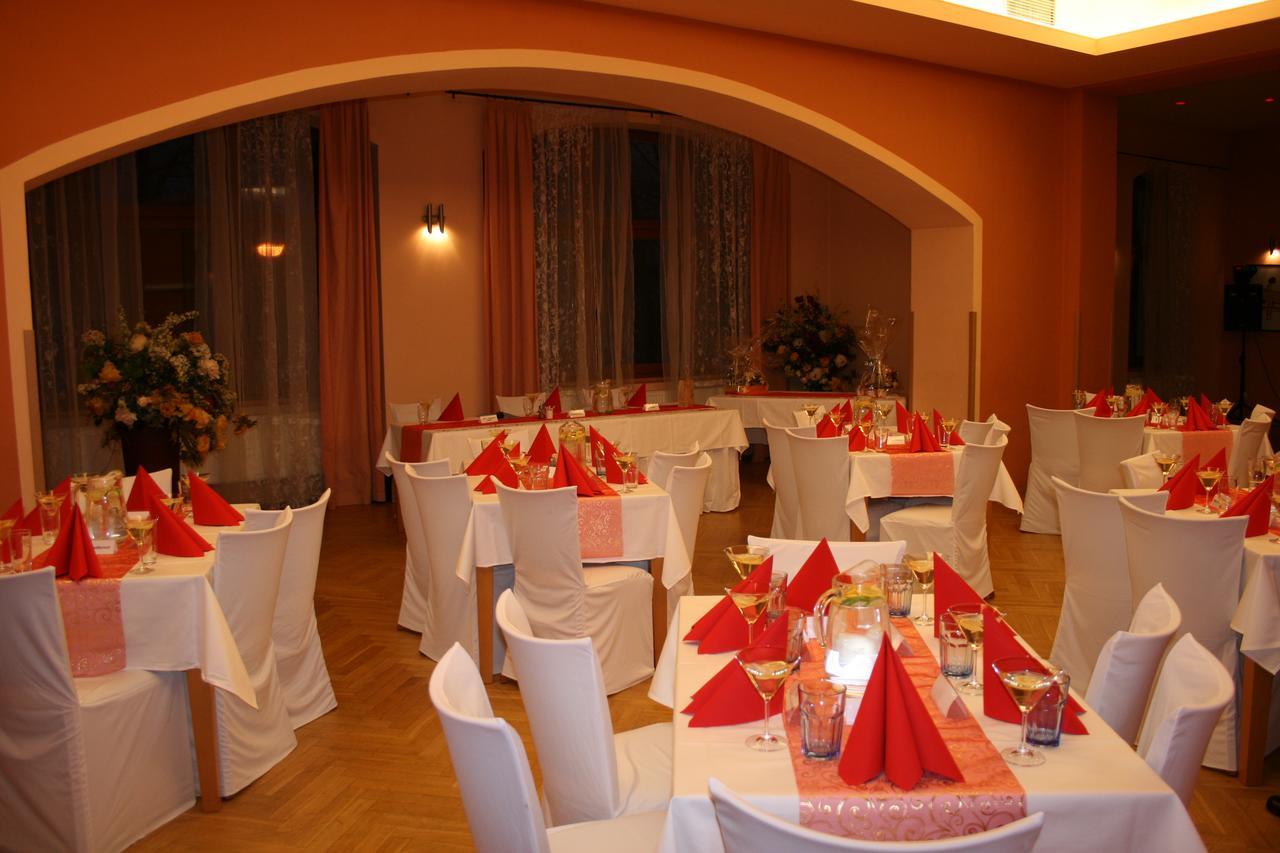 Hron Hotel 4*